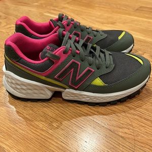 Figs - New Balance 👟 sneakers. Like New